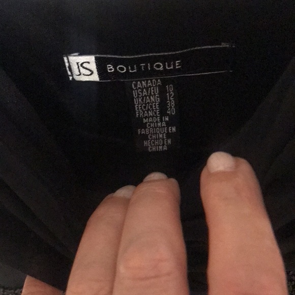 JS Butique - Picture 4 of 7